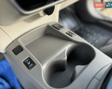 Червоний Ніссан Ліф, об'ємом двигуна 0 л та пробігом 90 тис. км за 5999 $, фото 47 на Automoto.ua