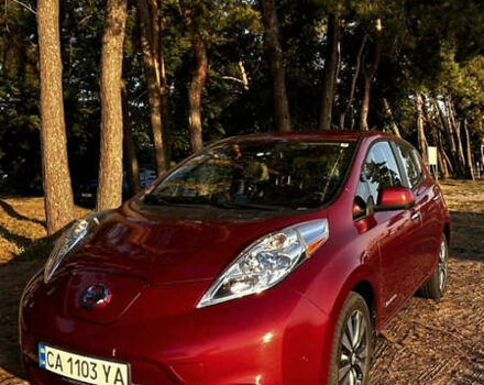 Червоний Ніссан Ліф, об'ємом двигуна 0 л та пробігом 127 тис. км за 8500 $, фото 4 на Automoto.ua