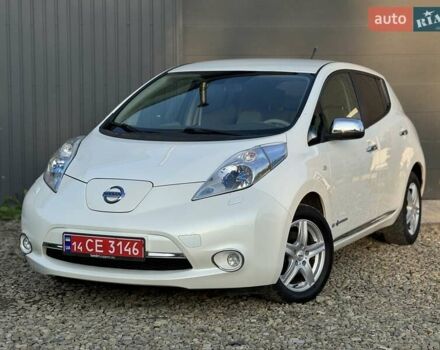 Червоний Ніссан Ліф, об'ємом двигуна 0 л та пробігом 90 тис. км за 5999 $, фото 10 на Automoto.ua