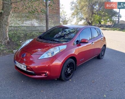 Червоний Ніссан Ліф, об'ємом двигуна 0 л та пробігом 93 тис. км за 5500 $, фото 4 на Automoto.ua