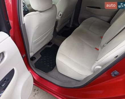 Красный Ниссан Лиф, объемом двигателя 0 л и пробегом 148 тыс. км за 5400 $, фото 7 на Automoto.ua