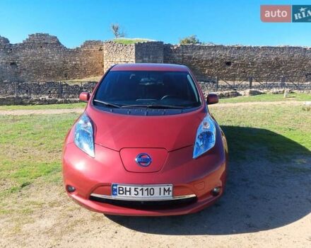 Червоний Ніссан Ліф, об'ємом двигуна 0 л та пробігом 93 тис. км за 5500 $, фото 6 на Automoto.ua