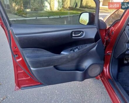Червоний Ніссан Ліф, об'ємом двигуна 0 л та пробігом 93 тис. км за 5500 $, фото 24 на Automoto.ua