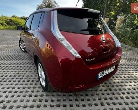 Красный Ниссан Лиф, объемом двигателя 0 л и пробегом 142 тыс. км за 6500 $, фото 7 на Automoto.ua