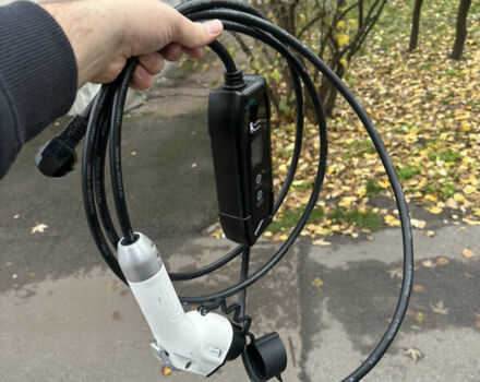 Красный Ниссан Лиф, объемом двигателя 0 л и пробегом 250 тыс. км за 3600 $, фото 9 на Automoto.ua