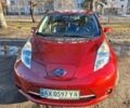 Красный Ниссан Лиф, объемом двигателя 0 л и пробегом 143 тыс. км за 4900 $, фото 1 на Automoto.ua