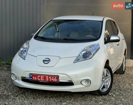 Червоний Ніссан Ліф, об'ємом двигуна 0 л та пробігом 90 тис. км за 5999 $, фото 11 на Automoto.ua