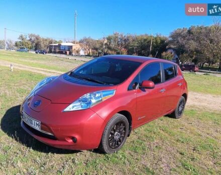 Червоний Ніссан Ліф, об'ємом двигуна 0 л та пробігом 93 тис. км за 5500 $, фото 11 на Automoto.ua