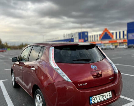 Красный Ниссан Лиф, объемом двигателя 0 л и пробегом 212 тыс. км за 7150 $, фото 3 на Automoto.ua