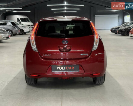 Красный Ниссан Лиф, объемом двигателя 0 л и пробегом 153 тыс. км за 6900 $, фото 34 на Automoto.ua