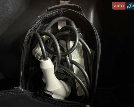 Красный Ниссан Лиф, объемом двигателя 0 л и пробегом 153 тыс. км за 6900 $, фото 48 на Automoto.ua