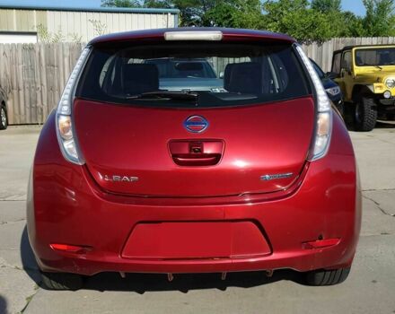 Красный Ниссан Лиф, объемом двигателя 0 л и пробегом 85 тыс. км за 4700 $, фото 5 на Automoto.ua