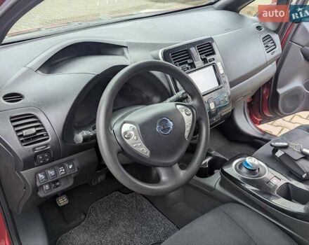 Червоний Ніссан Ліф, об'ємом двигуна 0 л та пробігом 135 тис. км за 5995 $, фото 11 на Automoto.ua