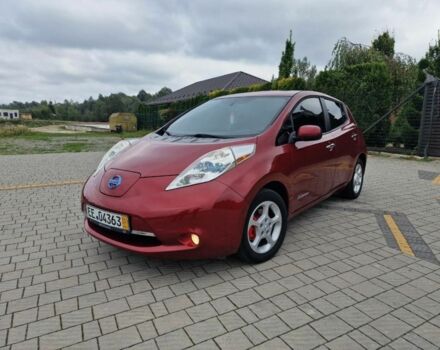 Красный Ниссан Лиф, объемом двигателя 0 л и пробегом 140 тыс. км за 6950 $, фото 6 на Automoto.ua