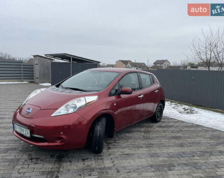 Красный Ниссан Лиф, объемом двигателя 0 л и пробегом 156 тыс. км за 6500 $, фото 8 на Automoto.ua
