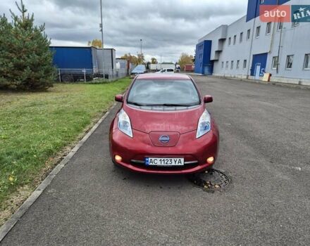 Красный Ниссан Лиф, объемом двигателя 0 л и пробегом 87 тыс. км за 7500 $, фото 8 на Automoto.ua