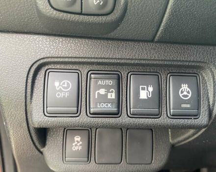 Красный Ниссан Лиф, объемом двигателя 0 л и пробегом 108 тыс. км за 5999 $, фото 20 на Automoto.ua