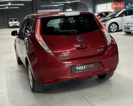 Красный Ниссан Лиф, объемом двигателя 0 л и пробегом 153 тыс. км за 6900 $, фото 36 на Automoto.ua