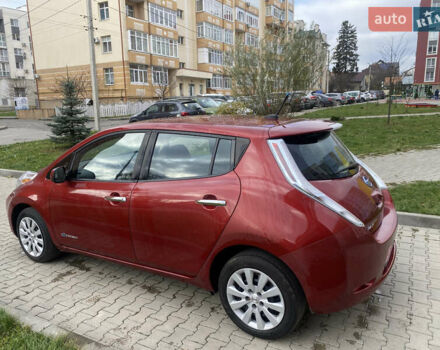Красный Ниссан Лиф, объемом двигателя 0 л и пробегом 108 тыс. км за 5999 $, фото 10 на Automoto.ua