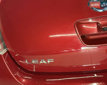 Красный Ниссан Лиф, объемом двигателя 0 л и пробегом 153 тыс. км за 6900 $, фото 43 на Automoto.ua