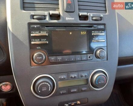 Красный Ниссан Лиф, объемом двигателя 0 л и пробегом 148 тыс. км за 6800 $, фото 3 на Automoto.ua