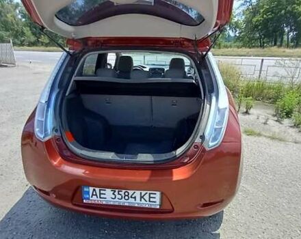 Червоний Ніссан Ліф, об'ємом двигуна 0 л та пробігом 168 тис. км за 5600 $, фото 15 на Automoto.ua