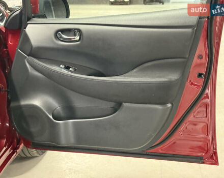 Красный Ниссан Лиф, объемом двигателя 0 л и пробегом 153 тыс. км за 6900 $, фото 65 на Automoto.ua