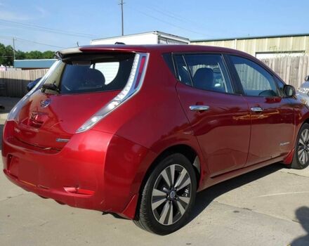 Красный Ниссан Лиф, объемом двигателя 0 л и пробегом 85 тыс. км за 4700 $, фото 4 на Automoto.ua