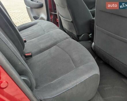 Червоний Ніссан Ліф, об'ємом двигуна 0 л та пробігом 135 тис. км за 5995 $, фото 24 на Automoto.ua