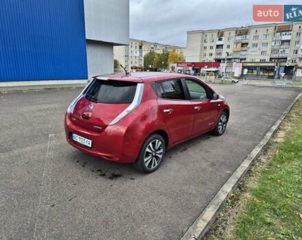 Красный Ниссан Лиф, объемом двигателя 0 л и пробегом 87 тыс. км за 7500 $, фото 13 на Automoto.ua