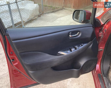 Червоний Ніссан Ліф, об'ємом двигуна 0 л та пробігом 124 тис. км за 7150 $, фото 10 на Automoto.ua