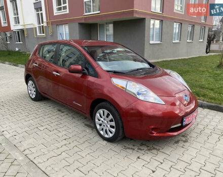 Красный Ниссан Лиф, объемом двигателя 0 л и пробегом 108 тыс. км за 5999 $, фото 14 на Automoto.ua