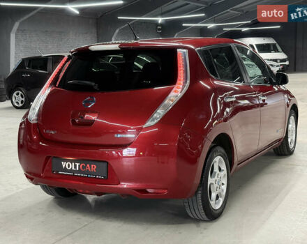 Красный Ниссан Лиф, объемом двигателя 0 л и пробегом 153 тыс. км за 6900 $, фото 38 на Automoto.ua