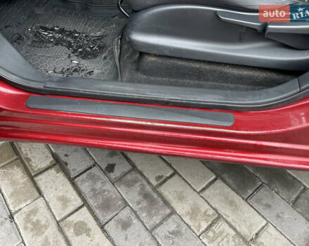 Красный Ниссан Лиф, объемом двигателя 0 л и пробегом 156 тыс. км за 6500 $, фото 18 на Automoto.ua