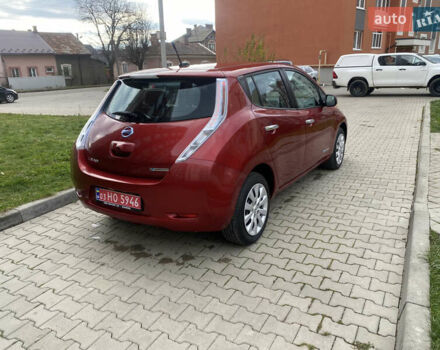 Красный Ниссан Лиф, объемом двигателя 0 л и пробегом 108 тыс. км за 5999 $, фото 7 на Automoto.ua