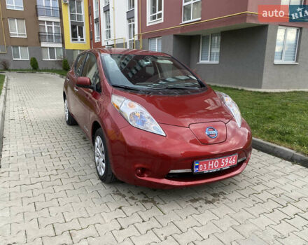 Красный Ниссан Лиф, объемом двигателя 0 л и пробегом 108 тыс. км за 5999 $, фото 13 на Automoto.ua