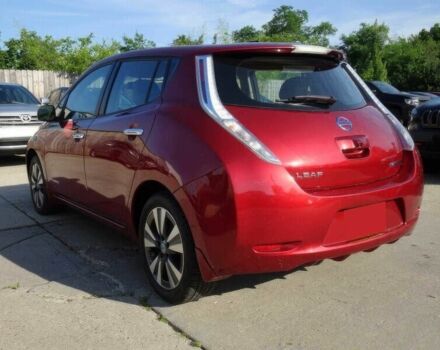 Червоний Ніссан Ліф, об'ємом двигуна 0 л та пробігом 90 тис. км за 2200 $, фото 5 на Automoto.ua