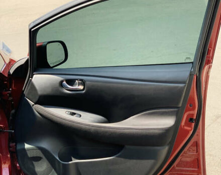 Красный Ниссан Лиф, объемом двигателя 0 л и пробегом 130 тыс. км за 8100 $, фото 12 на Automoto.ua