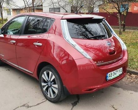 Красный Ниссан Лиф, объемом двигателя 0 л и пробегом 152 тыс. км за 7900 $, фото 3 на Automoto.ua