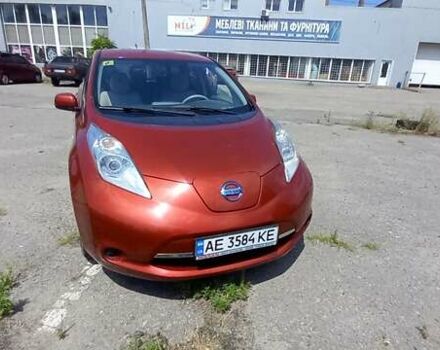 Червоний Ніссан Ліф, об'ємом двигуна 0 л та пробігом 168 тис. км за 5600 $, фото 1 на Automoto.ua