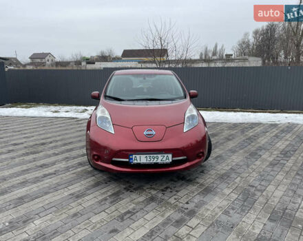 Красный Ниссан Лиф, объемом двигателя 0 л и пробегом 156 тыс. км за 6500 $, фото 6 на Automoto.ua