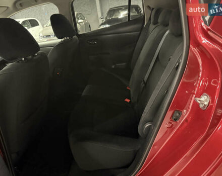 Красный Ниссан Лиф, объемом двигателя 0 л и пробегом 153 тыс. км за 6900 $, фото 50 на Automoto.ua