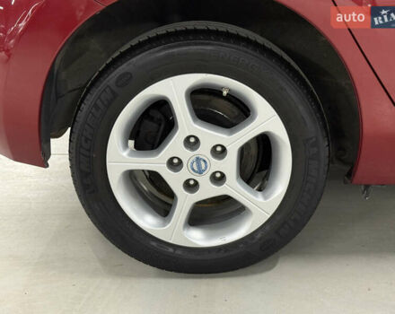 Красный Ниссан Лиф, объемом двигателя 0 л и пробегом 153 тыс. км за 6900 $, фото 23 на Automoto.ua