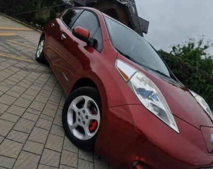 Красный Ниссан Лиф, объемом двигателя 0 л и пробегом 140 тыс. км за 6950 $, фото 3 на Automoto.ua