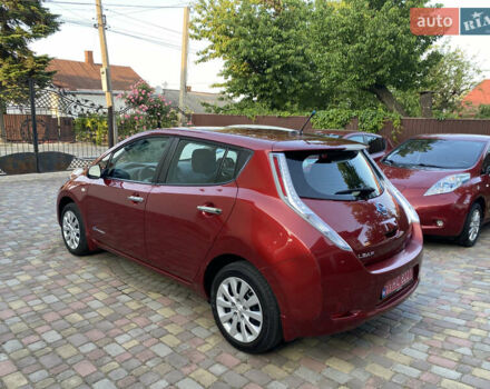 Червоний Ніссан Ліф, об'ємом двигуна 0 л та пробігом 150 тис. км за 6190 $, фото 3 на Automoto.ua