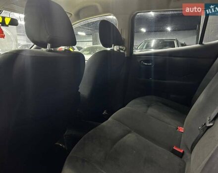 Красный Ниссан Лиф, объемом двигателя 0 л и пробегом 93 тыс. км за 7100 $, фото 17 на Automoto.ua