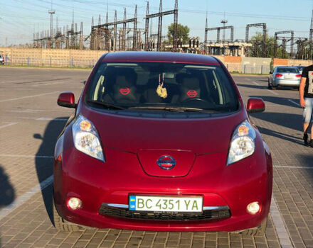 Червоний Ніссан Ліф, об'ємом двигуна 0 л та пробігом 124 тис. км за 7150 $, фото 1 на Automoto.ua