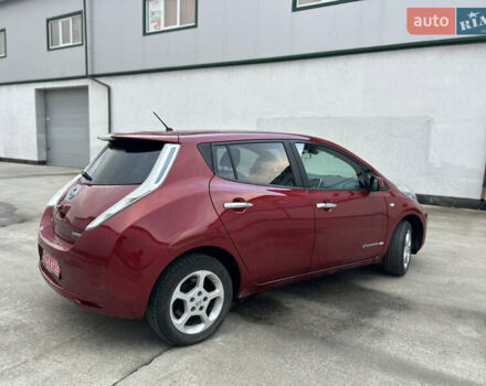 Красный Ниссан Лиф, объемом двигателя 0 л и пробегом 90 тыс. км за 6800 $, фото 3 на Automoto.ua