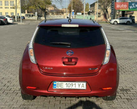 Красный Ниссан Лиф, объемом двигателя 0 л и пробегом 145 тыс. км за 5950 $, фото 12 на Automoto.ua