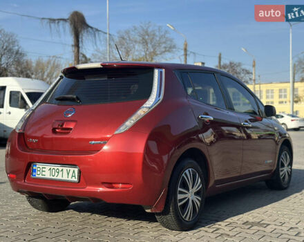 Красный Ниссан Лиф, объемом двигателя 0 л и пробегом 145 тыс. км за 5950 $, фото 15 на Automoto.ua